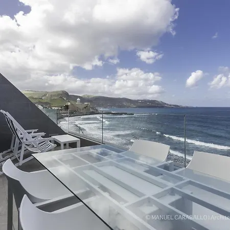 Penthouse Over The Sea *
