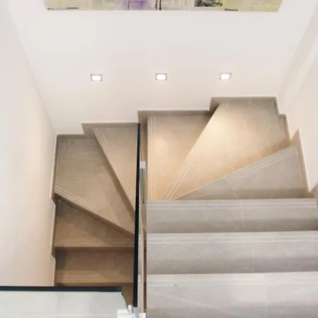 شقة Penthouse Over The Sea *