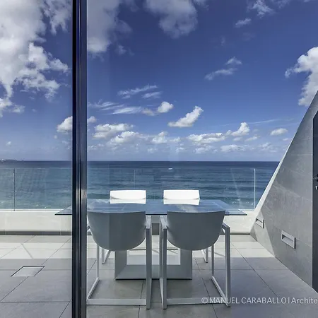 شقة Penthouse Over The Sea *