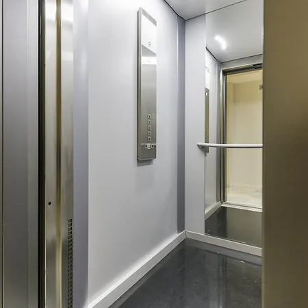 Penthouse Over The Sea Apartment *