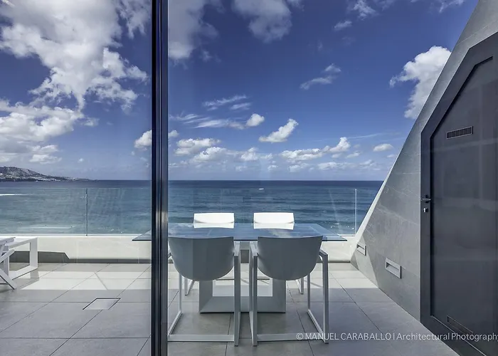 Διαμέρισμα Penthouse Over The Sea *